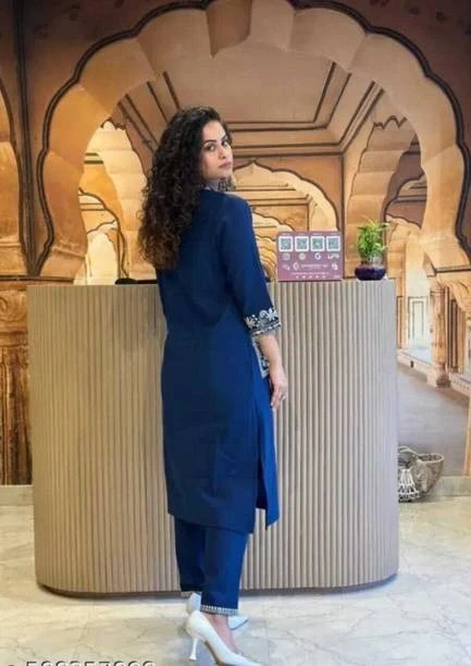 Women Viscose Rayon Kurta Pant Set