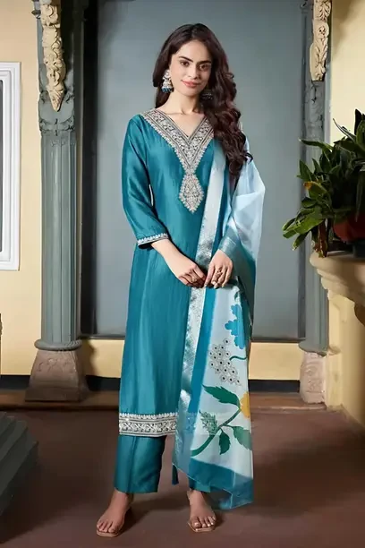 Women Viscose Rayon Kurta Pant Dupatta Set