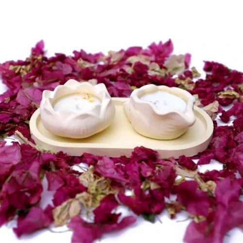 Concrete Lotus Sea Shell Candle (3 PC) 1 Pc Lotus Candle, 1 Pc Sea Shell Candle, 1 Pc Tray