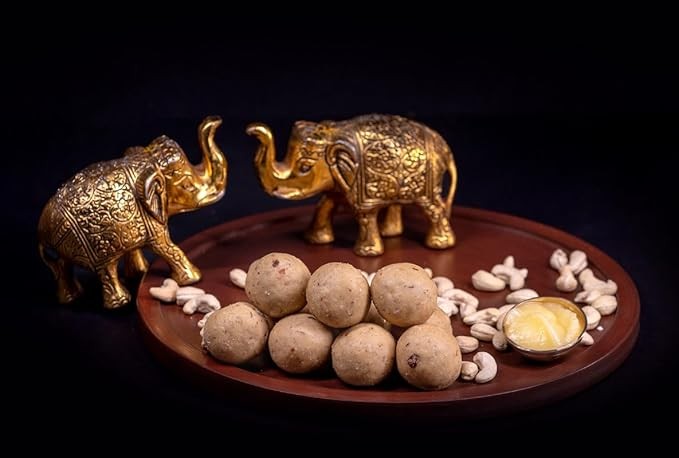 DESI MITAHARA – Cashew Ladoo - Made with Cashew, Jaggery & Cow Ghee - Traditional Indian Sweet - Healthy, Nutritious Snack - 360g Pack - No Artificial Colours - Suitable for All Ages