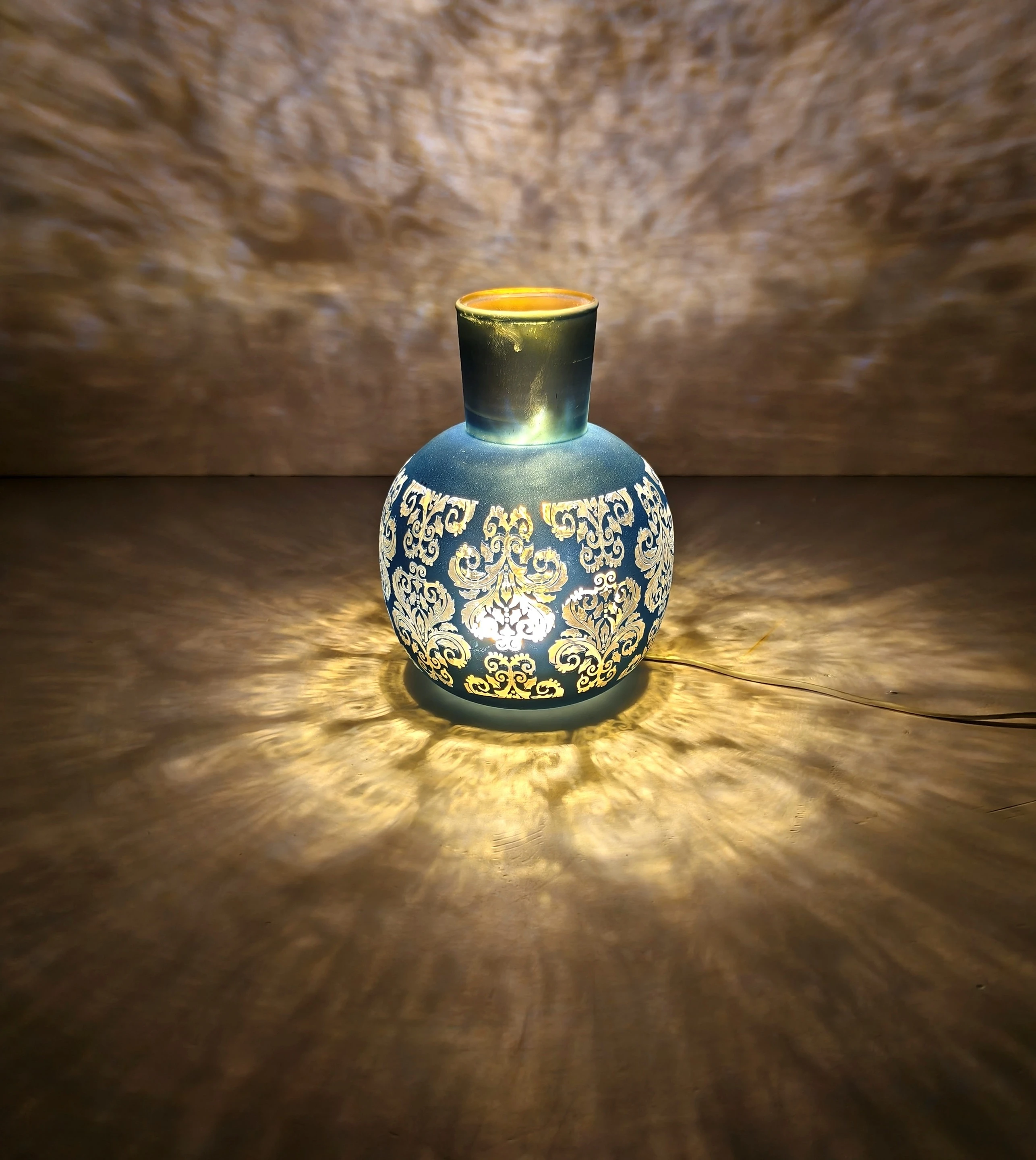 Glass Vase (7 inch, Blue)