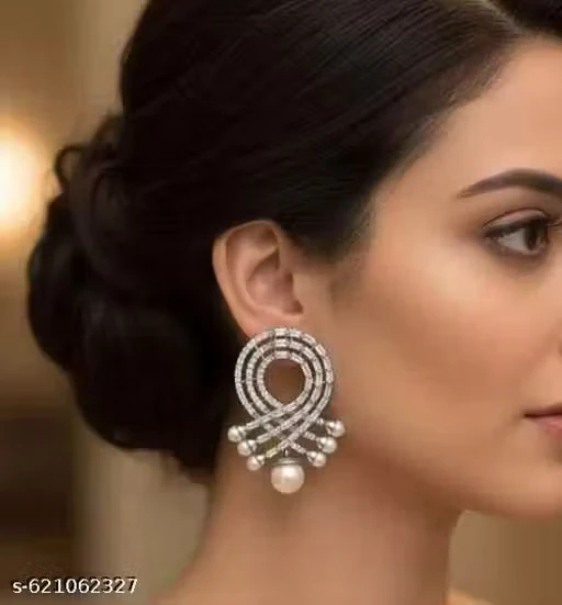 Extensive Collection of Latest Design Girls Earrings