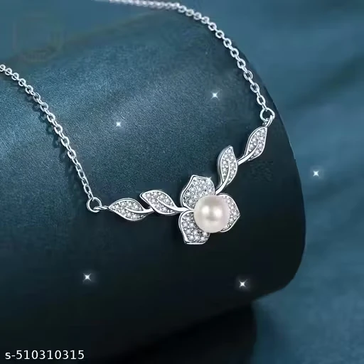 ✨ Premium Pendant Necklace for Women ✨