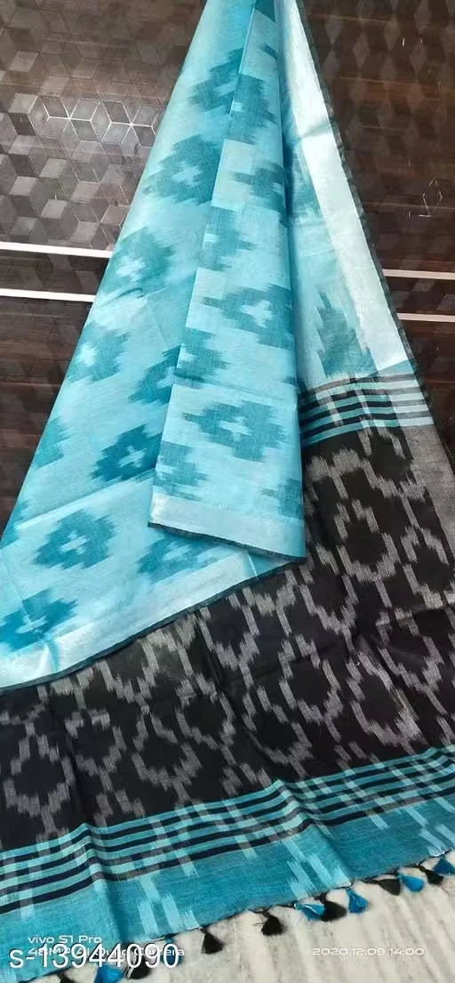 Aakarsha Alluring Sarees