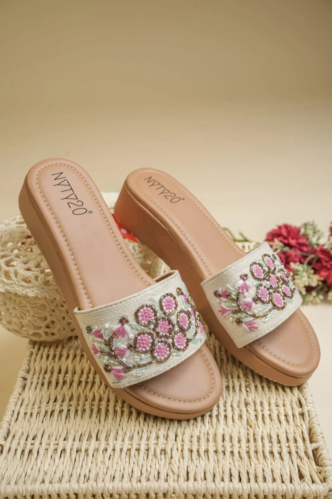 Designer Women’s Hill Slippers – Stylish Ethnic Slip-On Flats with Elegant Embroidery & Comfortable Cushioned Sole